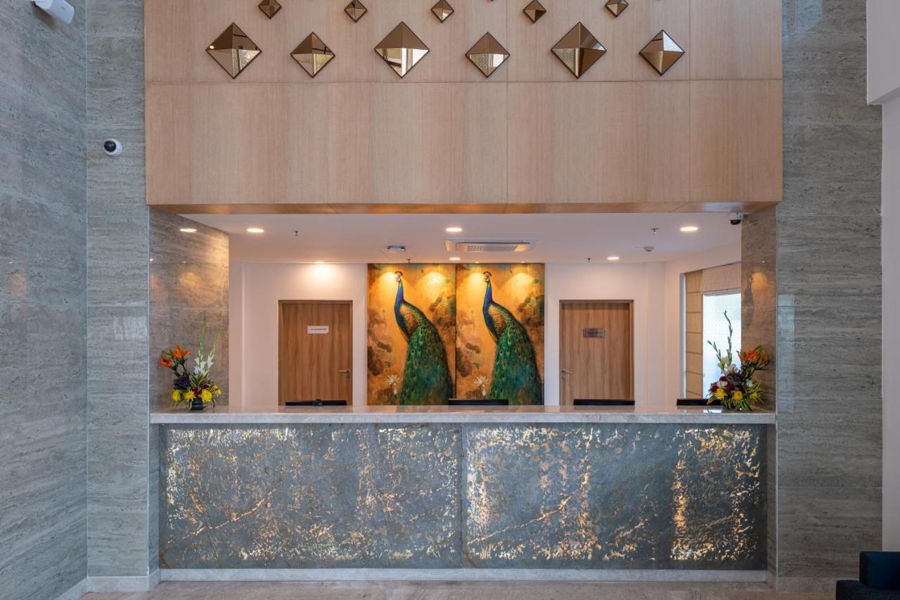 Expoinn Suites And Convention Greater Noida Εξωτερικό φωτογραφία